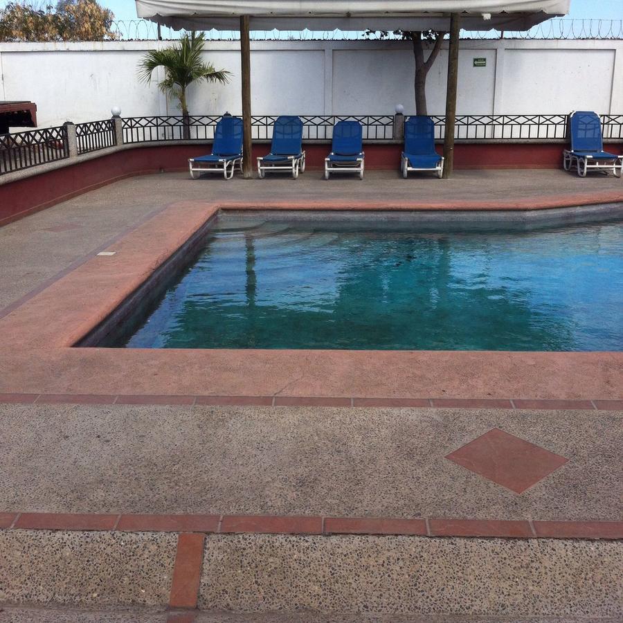 Hotel El Descanso Mazatlán Eksteriør billede
